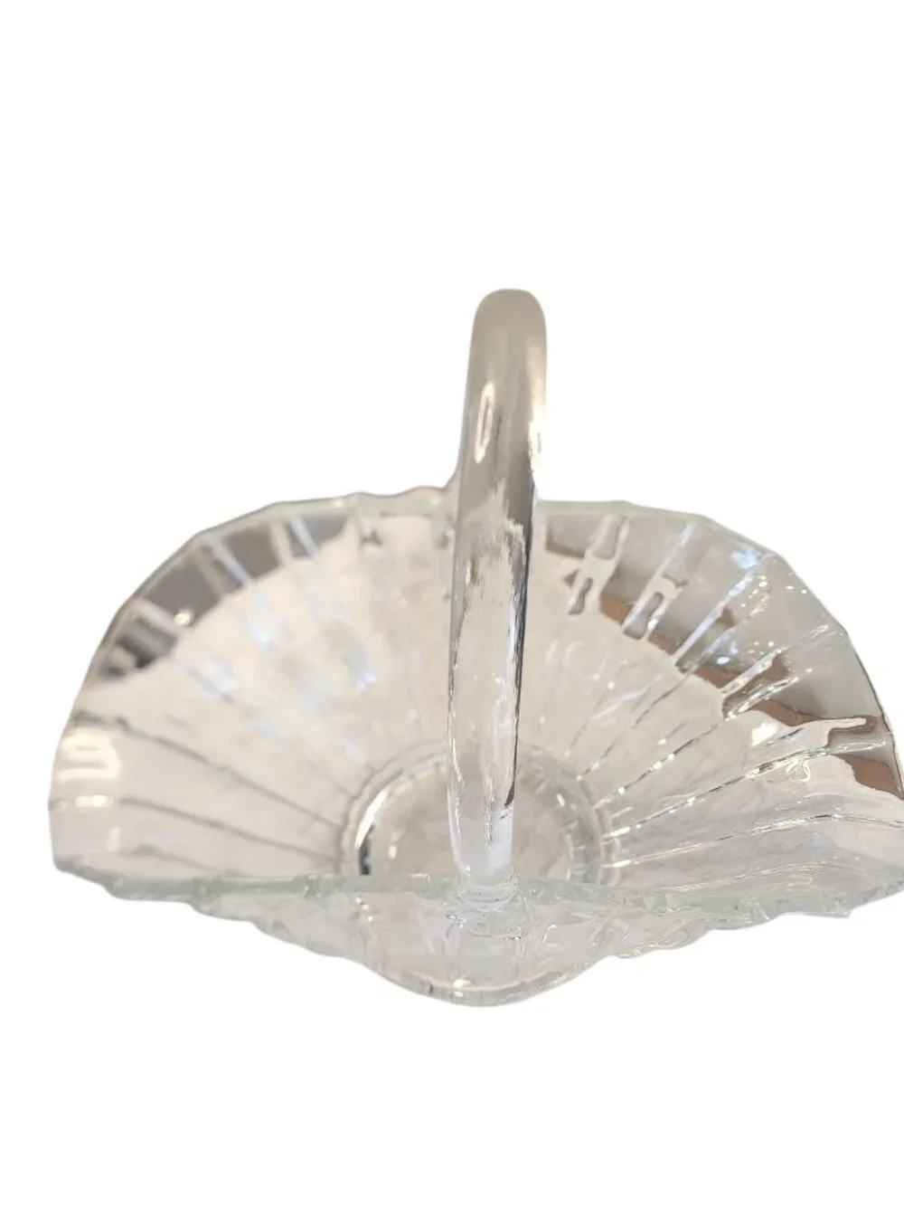 LE Vintage Smith Glass Company Clear Glass Ruffled Edge Footed Brides Basket 6 x